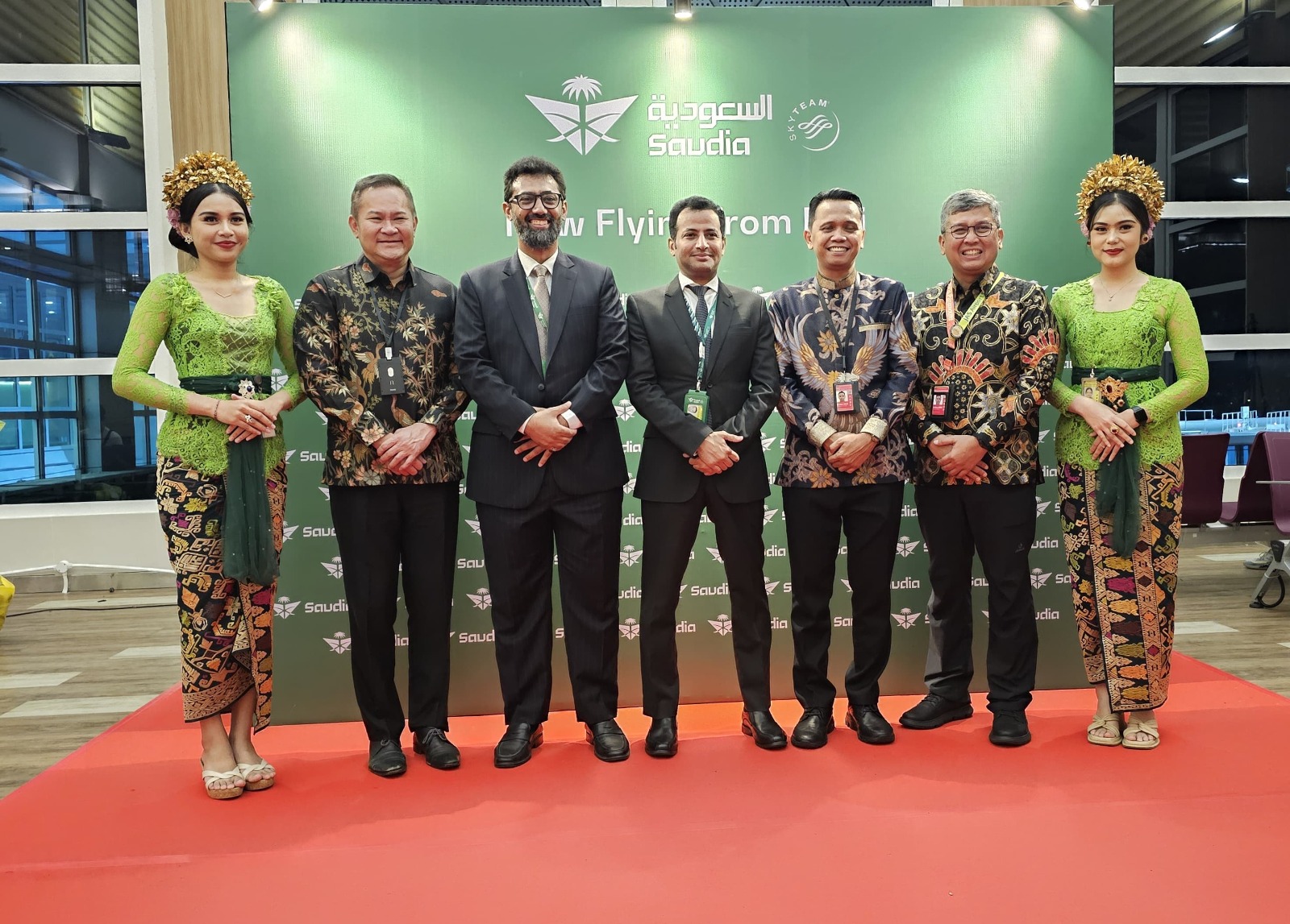 Layanan Prima PT JAS Kawal Penerbangan Perdana Saudi rute JED-SIN-DPS.